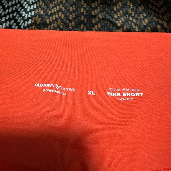 Old Navy Women's Vibrant Orange Bike Shorts - Picture 3 of 4